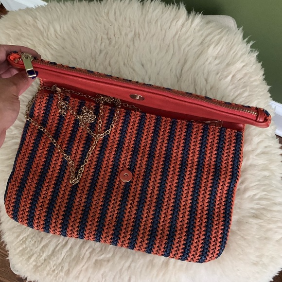 Striped casual clutch - Picture 2 of 4